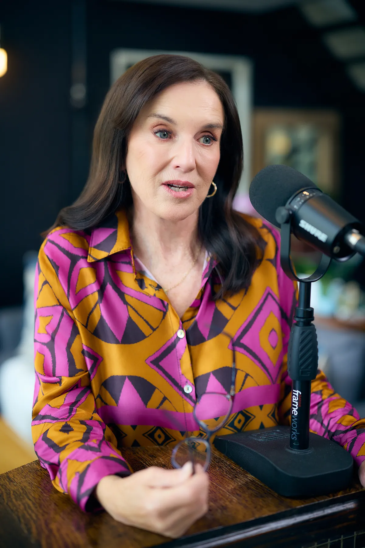 Dr. Jane Barratt